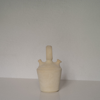 Gràcia Jug - Small - Side View